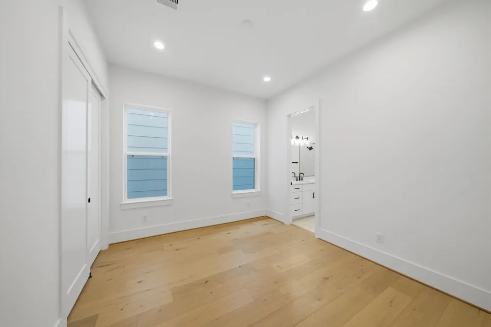 1322 Lawrence Street Houston, TX 77008