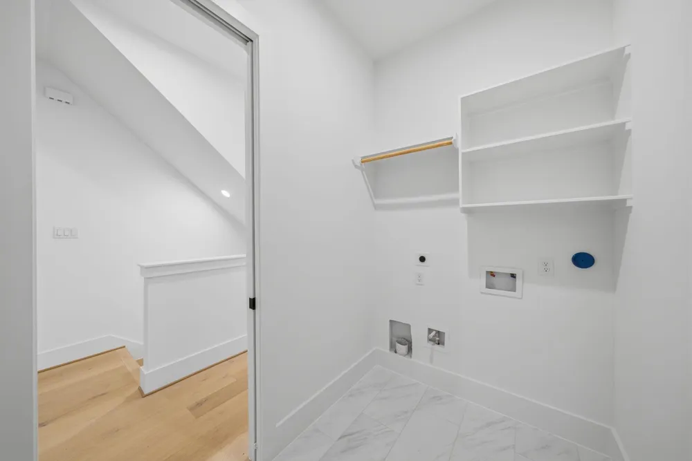 1322 Lawrence Street Houston, TX 77008