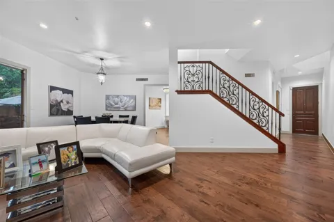 6000 Sugar Hill Drive #17