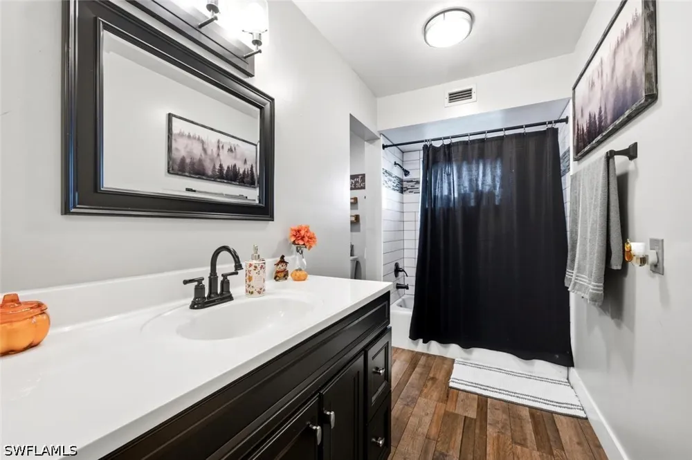 Randolph Drive Fort Myers, FL 33905