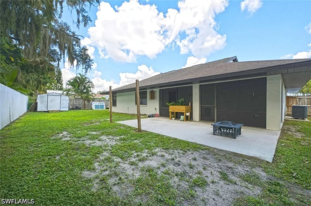 Randolph Drive Fort Myers, FL 33905