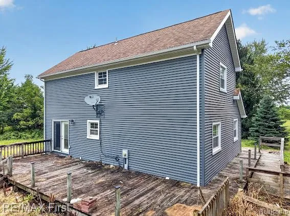 56375 Bates Road Chesterfield Township, MI 48051