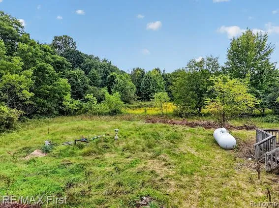 56375 Bates Road Chesterfield Township, MI 48051