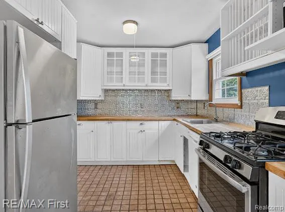 56375 Bates Road Chesterfield Township, MI 48051