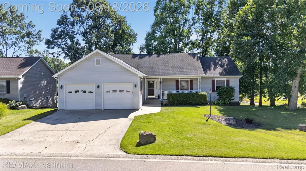 2410 Chestnut Bend Oceola Township, MI 48855
