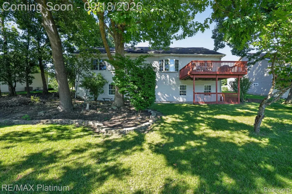 2410 Chestnut Bend Oceola Township, MI 48855