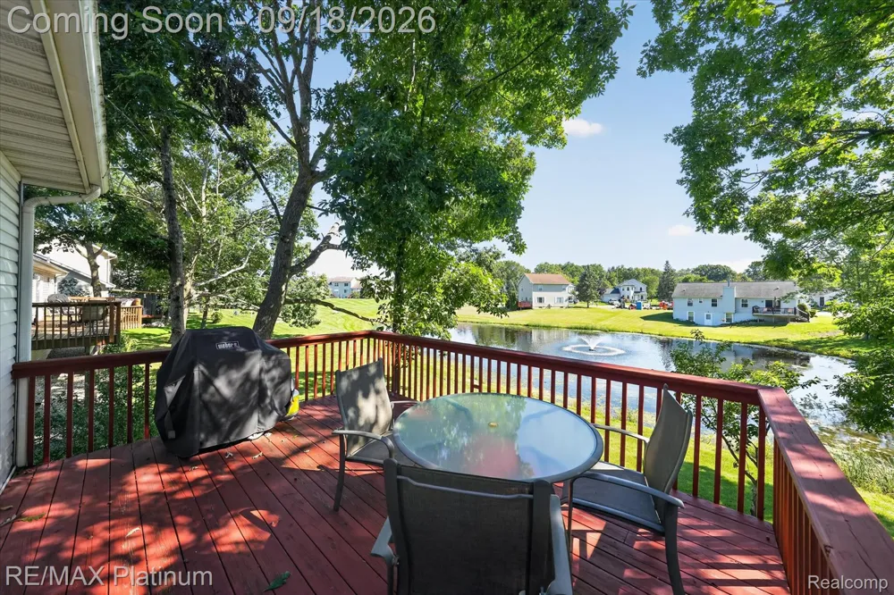 2410 Chestnut Bend Oceola Township, MI 48855
