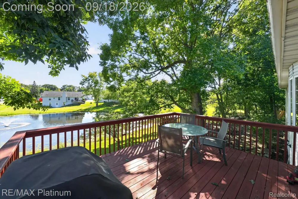 2410 Chestnut Bend Oceola Township, MI 48855