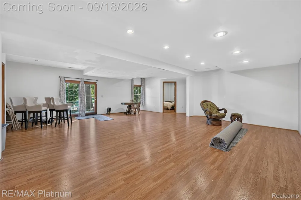 2410 Chestnut Bend Oceola Township, MI 48855