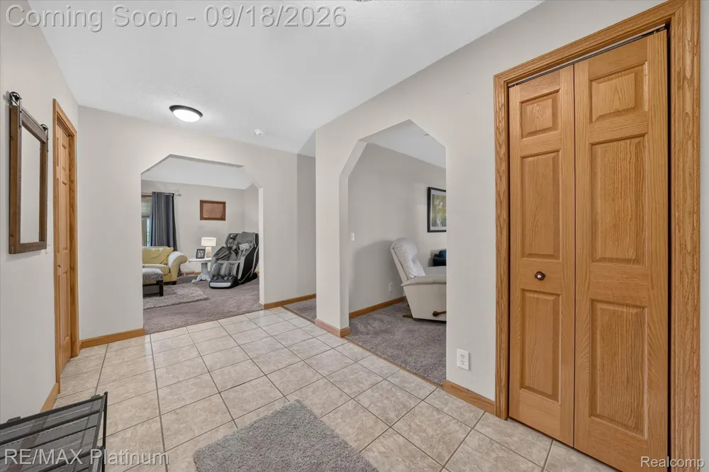 2410 Chestnut Bend Oceola Township, MI 48855