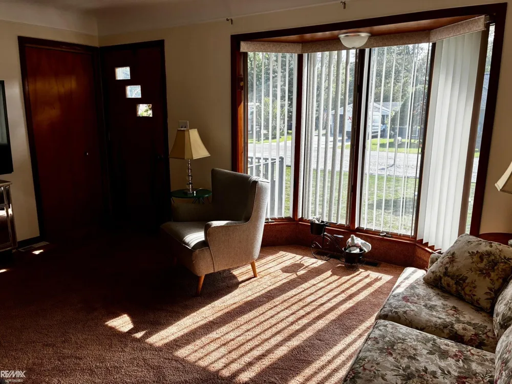 26737 Hickler Lane Harrison Charter Township, MI 48045