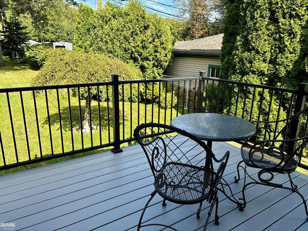26737 Hickler Lane Harrison Charter Township, MI 48045