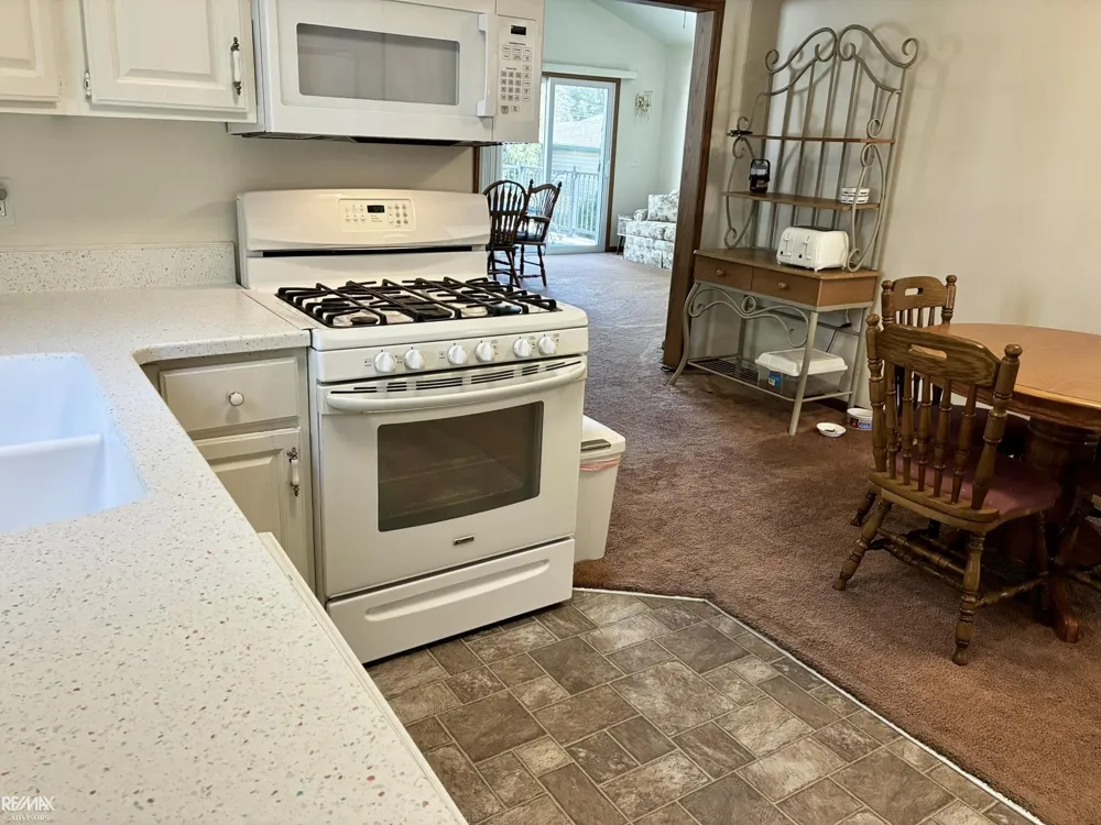 26737 Hickler Lane Harrison Charter Township, MI 48045