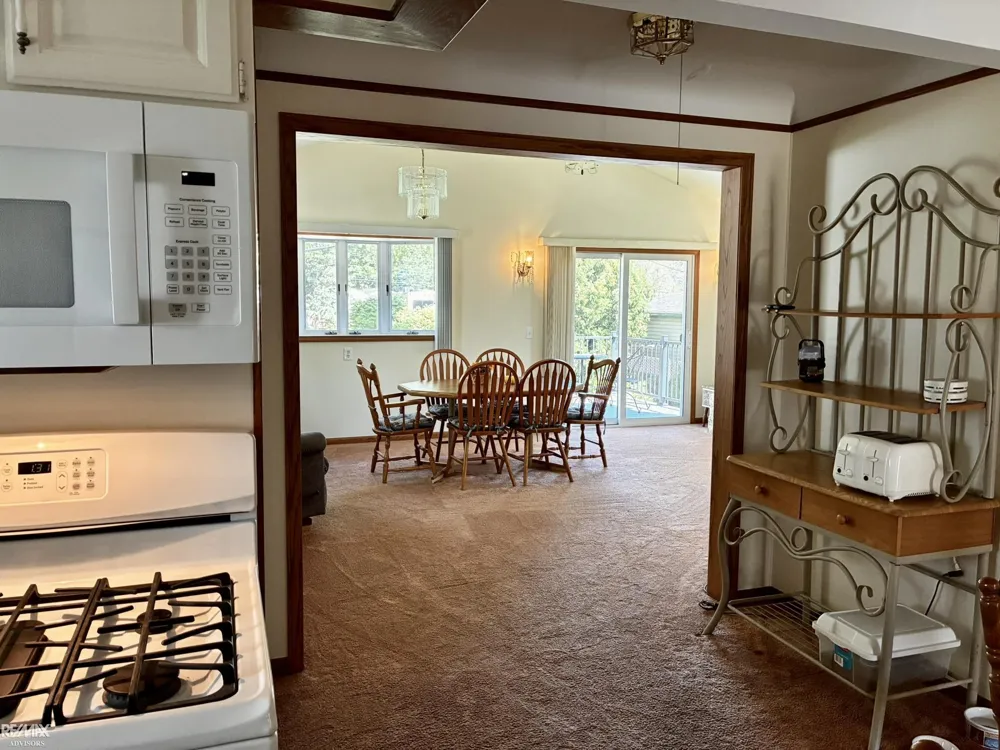 26737 Hickler Lane Harrison Charter Township, MI 48045