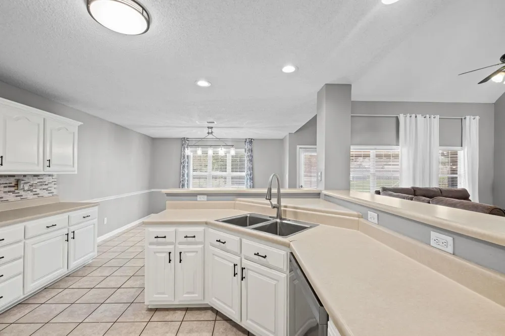 713 ELIZABETH DR Atoka, TN 38004