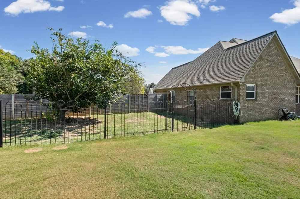 713 ELIZABETH DR Atoka, TN 38004