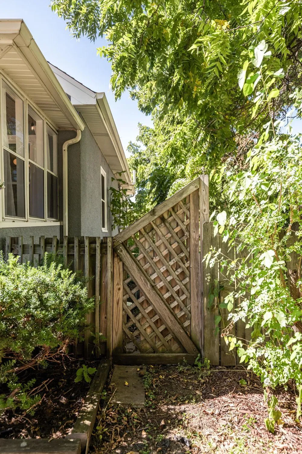 1009 Humboldt Avenue West Saint Paul, MN 55118
