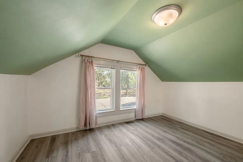1009 Humboldt Avenue West Saint Paul, MN 55118
