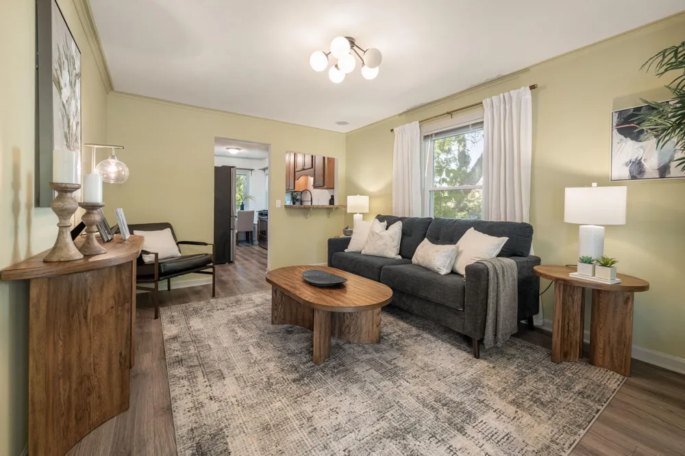 1009 Humboldt Avenue West Saint Paul, MN 55118