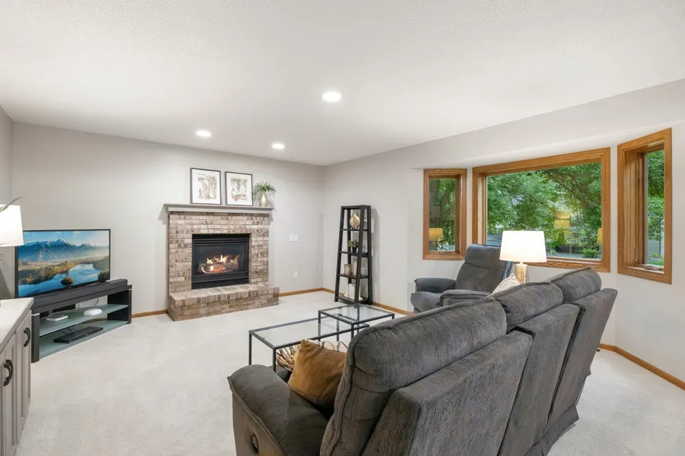 3908 143rd Street W Rosemount, MN 55068