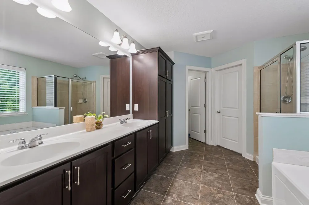 2470 Heron Lane Victoria, MN 55386