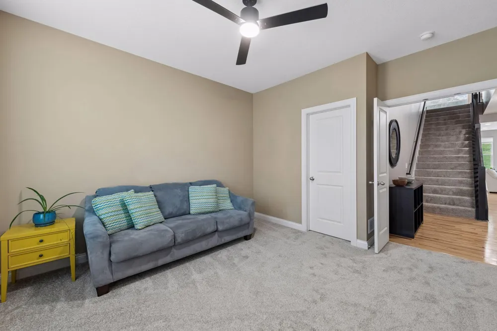 2470 Heron Lane Victoria, MN 55386