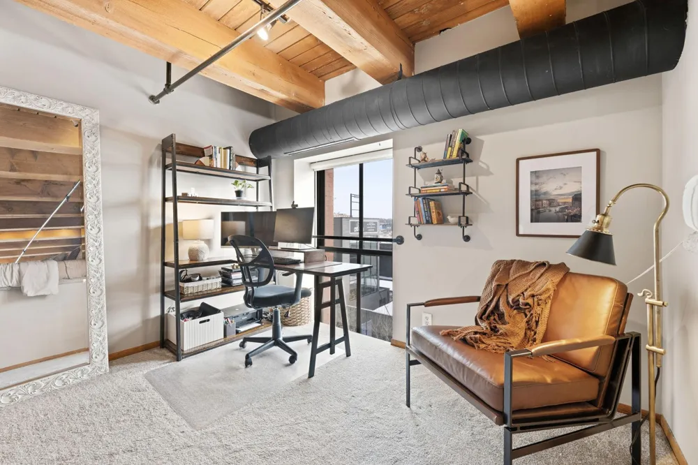 289 5th Street E #305 Saint Paul, MN 55101