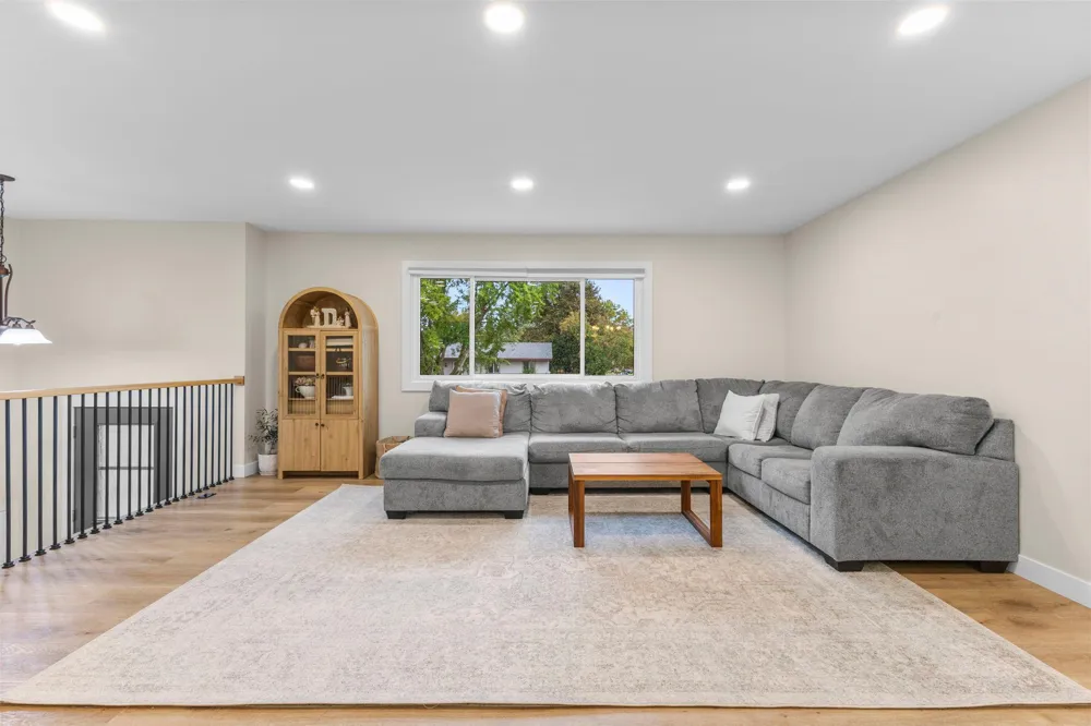 17147 Gage Avenue Farmington, MN 55024