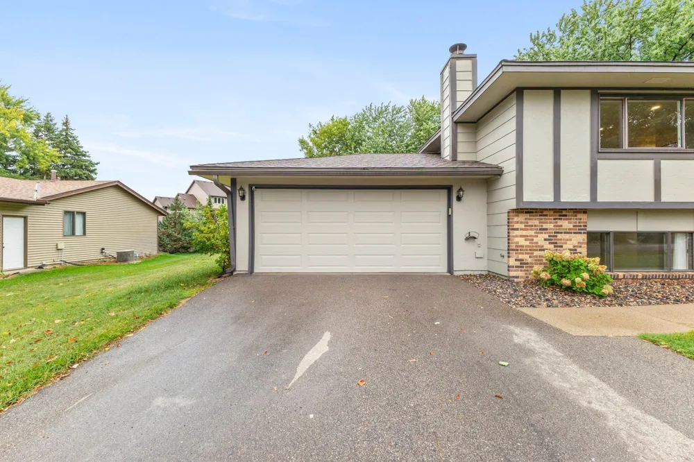 17147 Gage Avenue Farmington, MN 55024