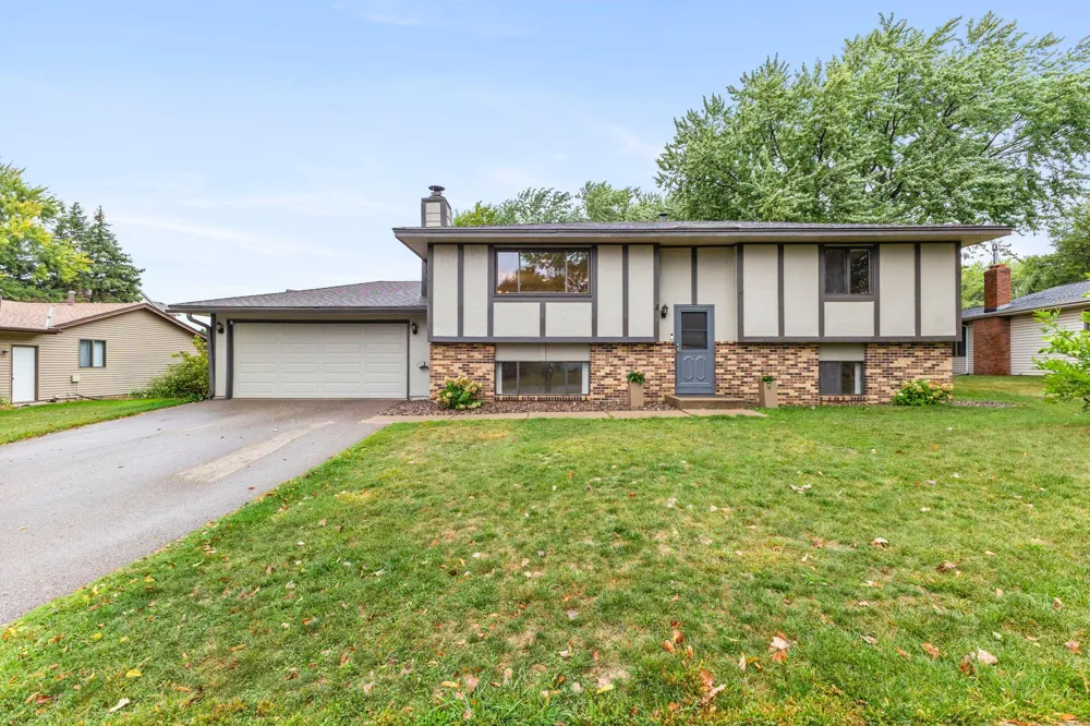 17147 Gage Avenue Farmington, MN 55024