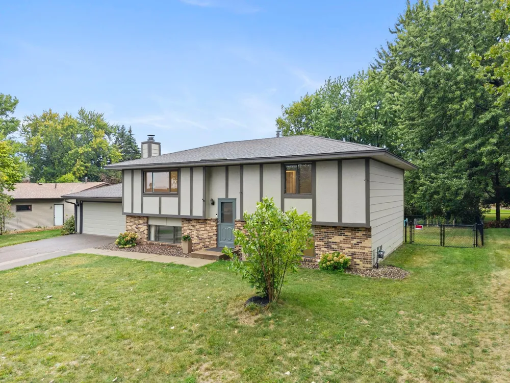 17147 Gage Avenue Farmington, MN 55024