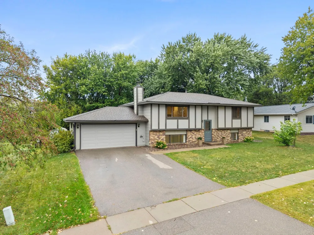 17147 Gage Avenue Farmington, MN 55024
