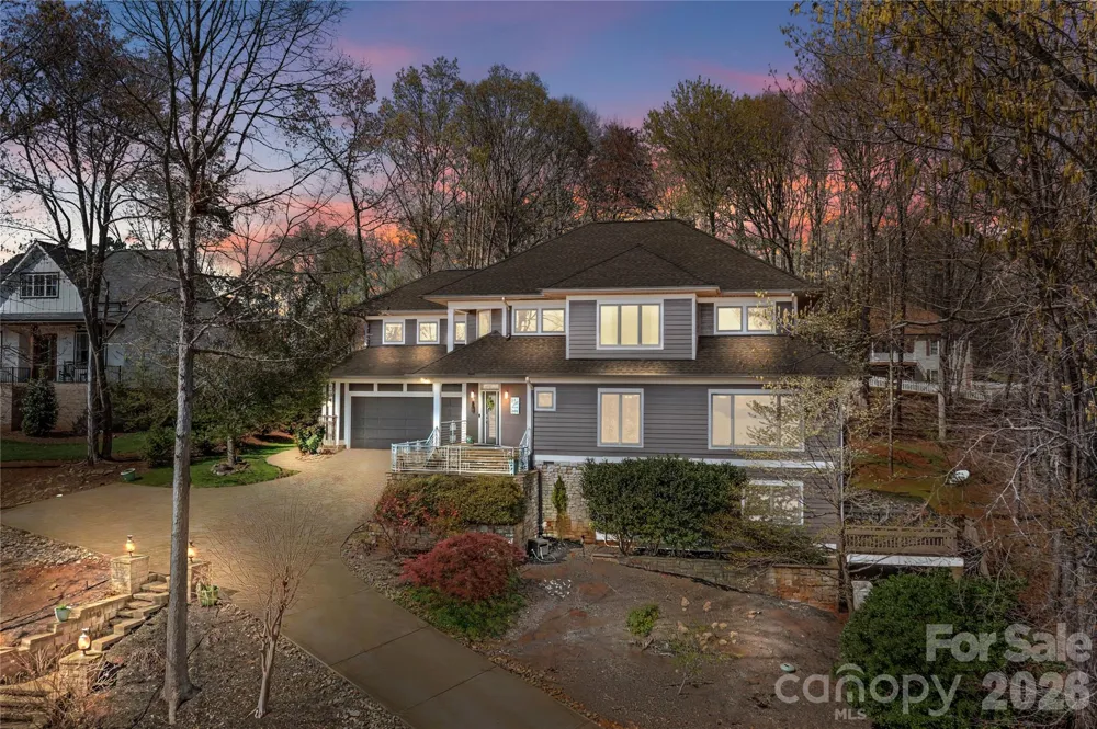 184 High Lake Drive Statesville, NC 28677