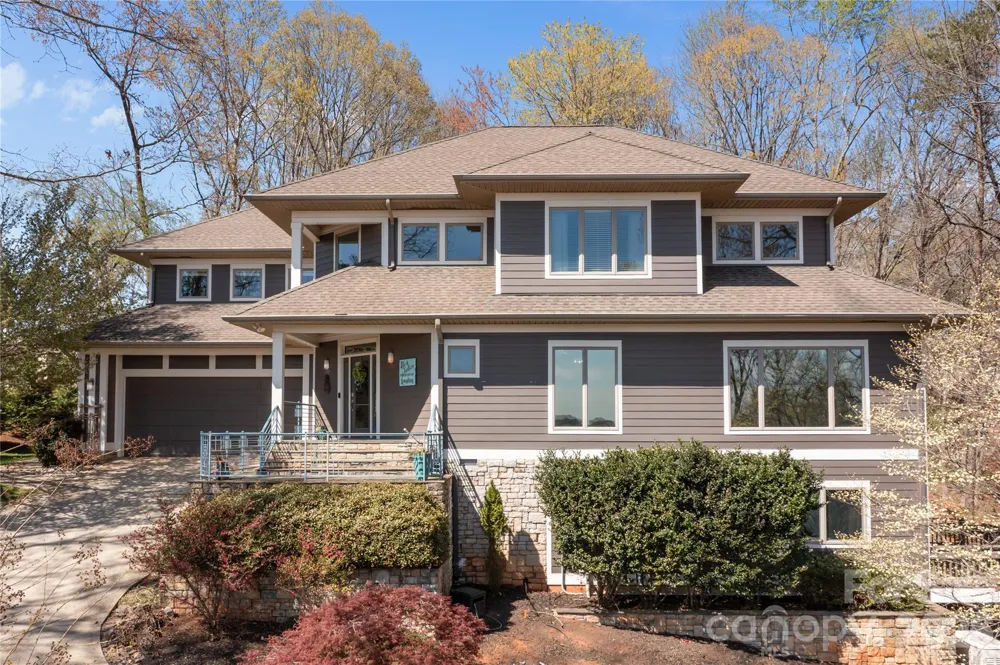 184 High Lake Drive Statesville, NC 28677