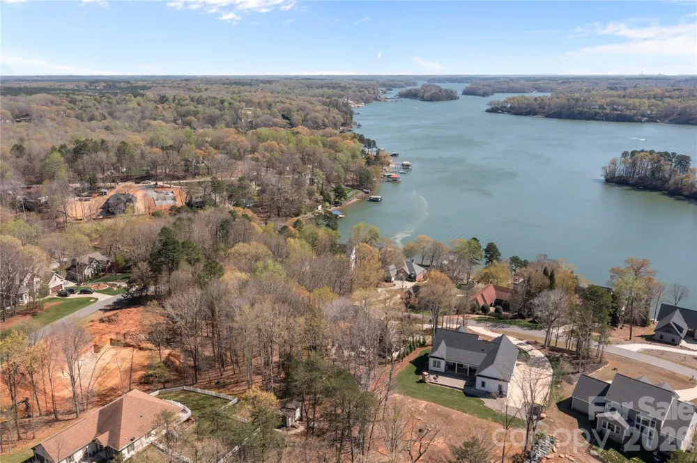 184 High Lake Drive Statesville, NC 28677