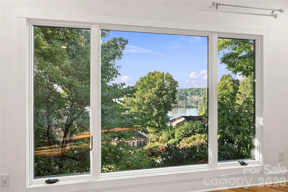 184 High Lake Drive Statesville, NC 28677