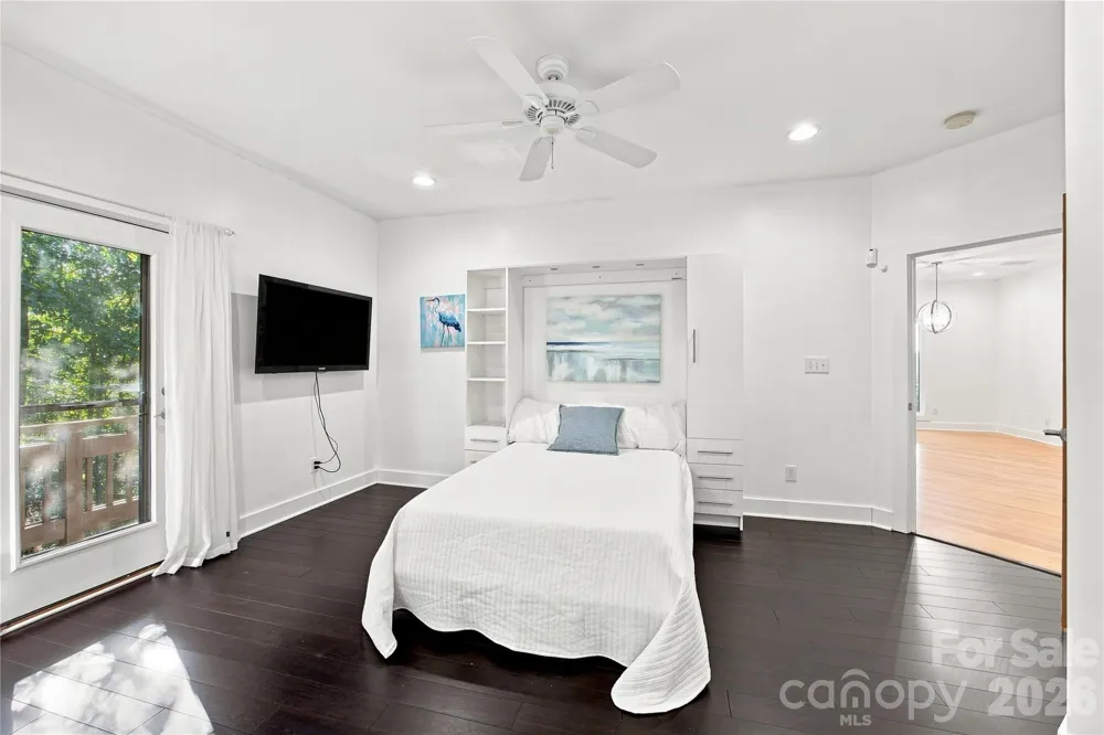 184 High Lake Drive Statesville, NC 28677