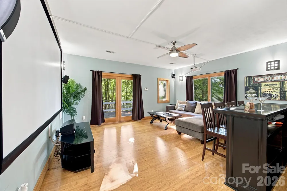 184 High Lake Drive Statesville, NC 28677