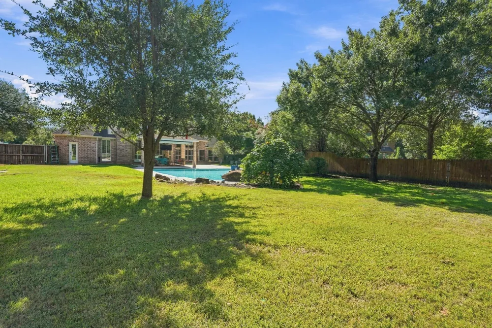 402 Southridge Lakes Parkway Southlake, TX 76092