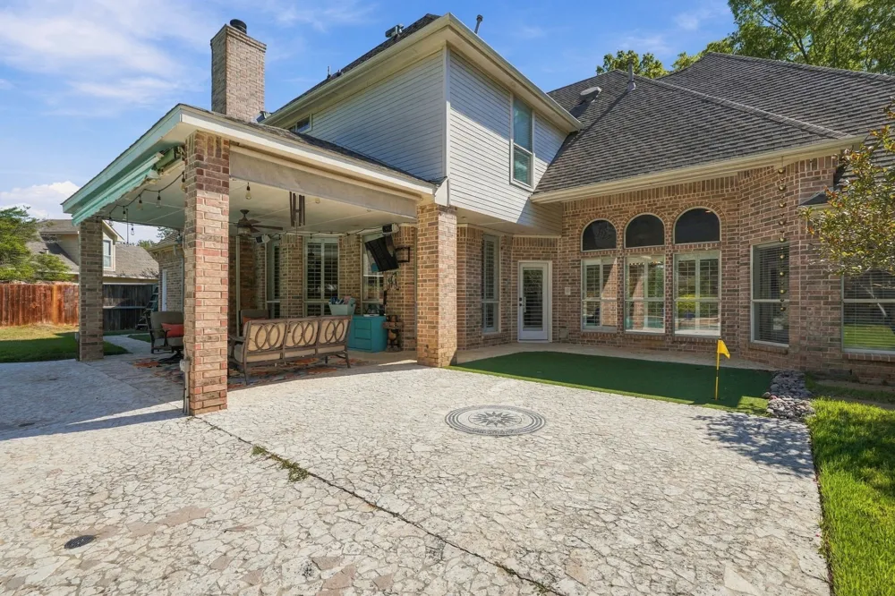 402 Southridge Lakes Parkway Southlake, TX 76092