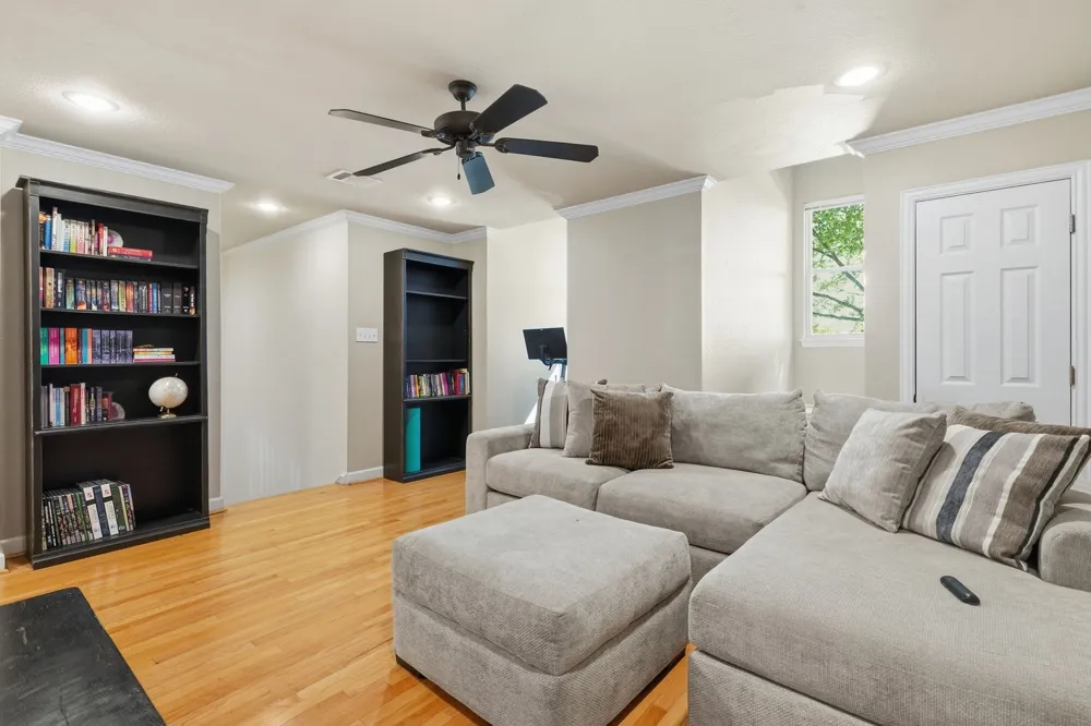 402 Southridge Lakes Parkway Southlake, TX 76092