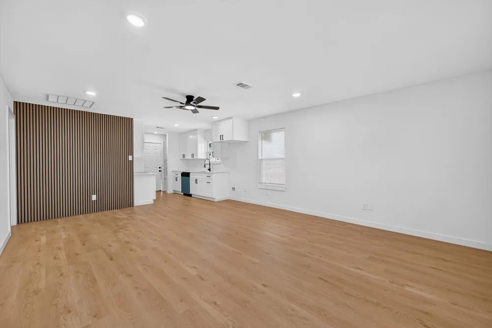 3504 Strong Avenue Fort Worth, TX 76105