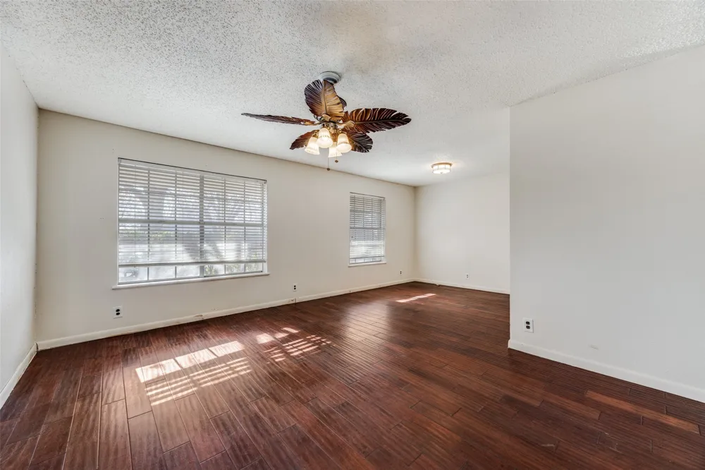 1405 Lakewood Drive Sherman, TX 75092
