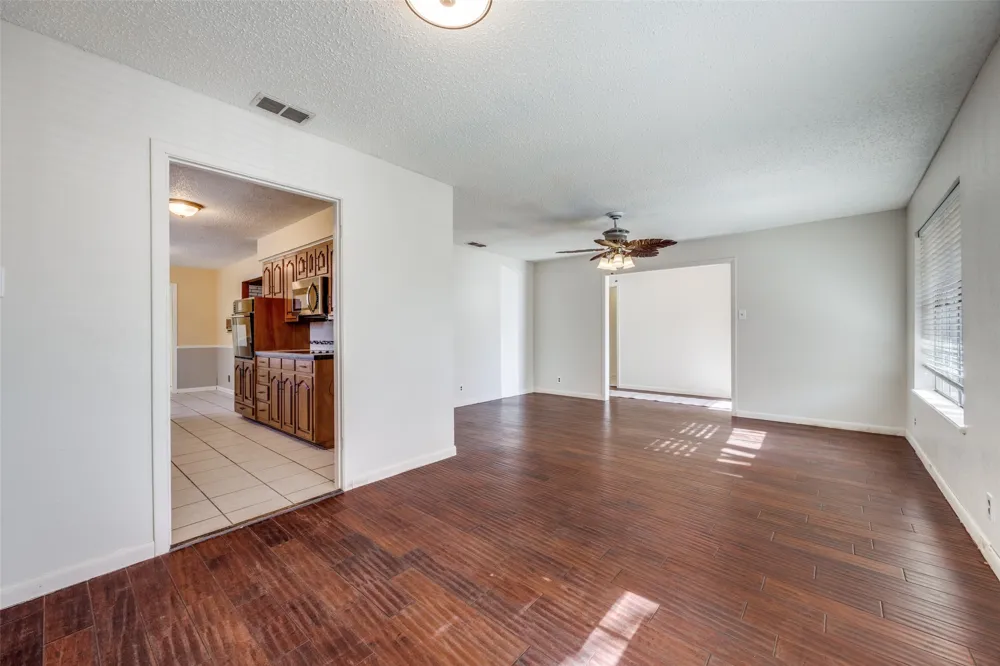 1405 Lakewood Drive Sherman, TX 75092