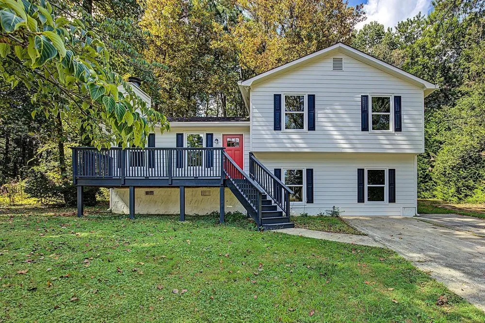 2690 Pine Log Way Buford, GA 30519