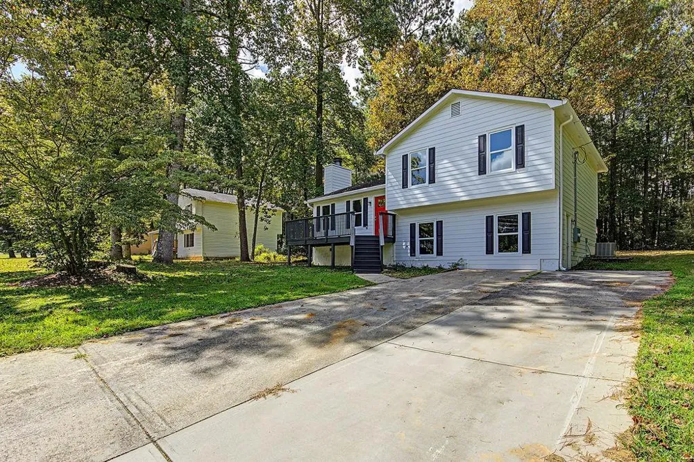 2690 Pine Log Way Buford, GA 30519