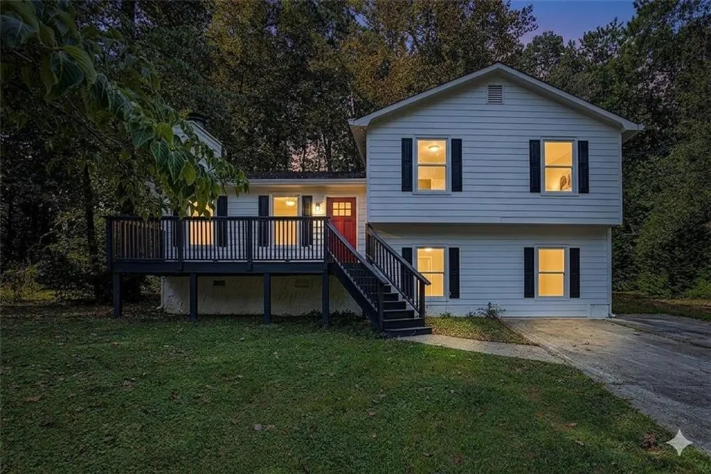 2690 Pine Log Way Buford, GA 30519