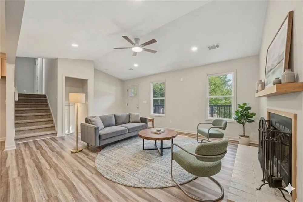 2690 Pine Log Way Buford, GA 30519