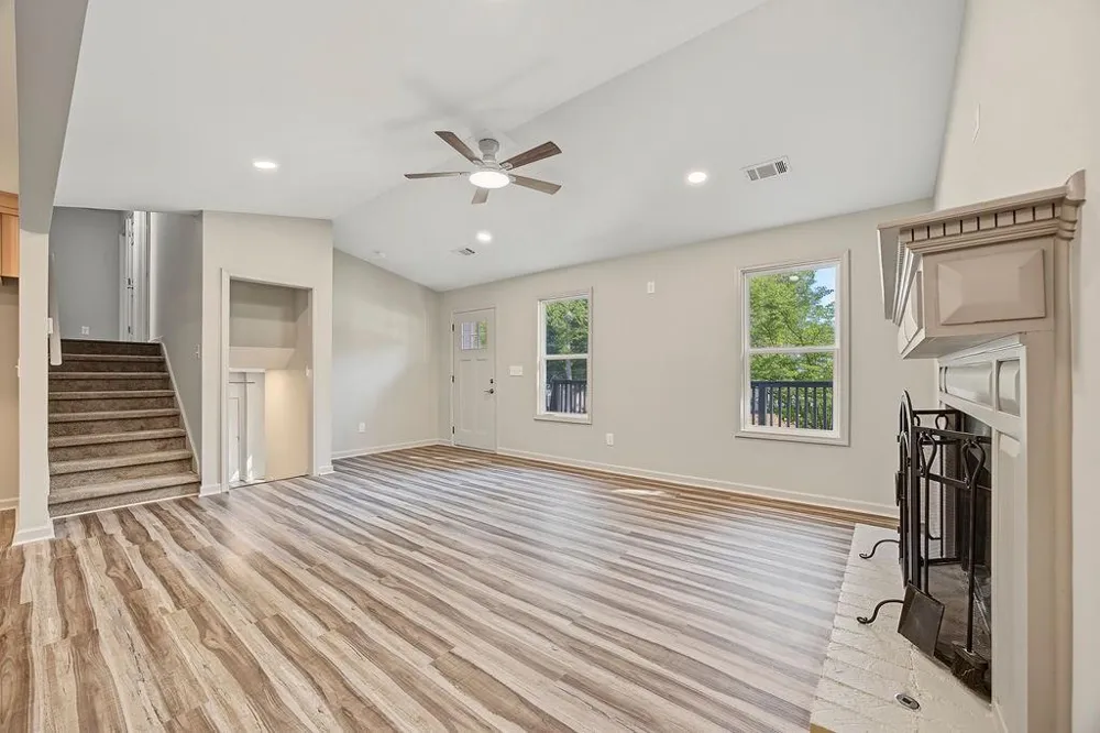 2690 Pine Log Way Buford, GA 30519