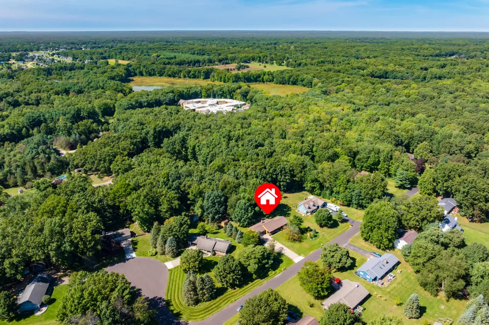 48884 Hickory Lane Mattawan, MI 49071